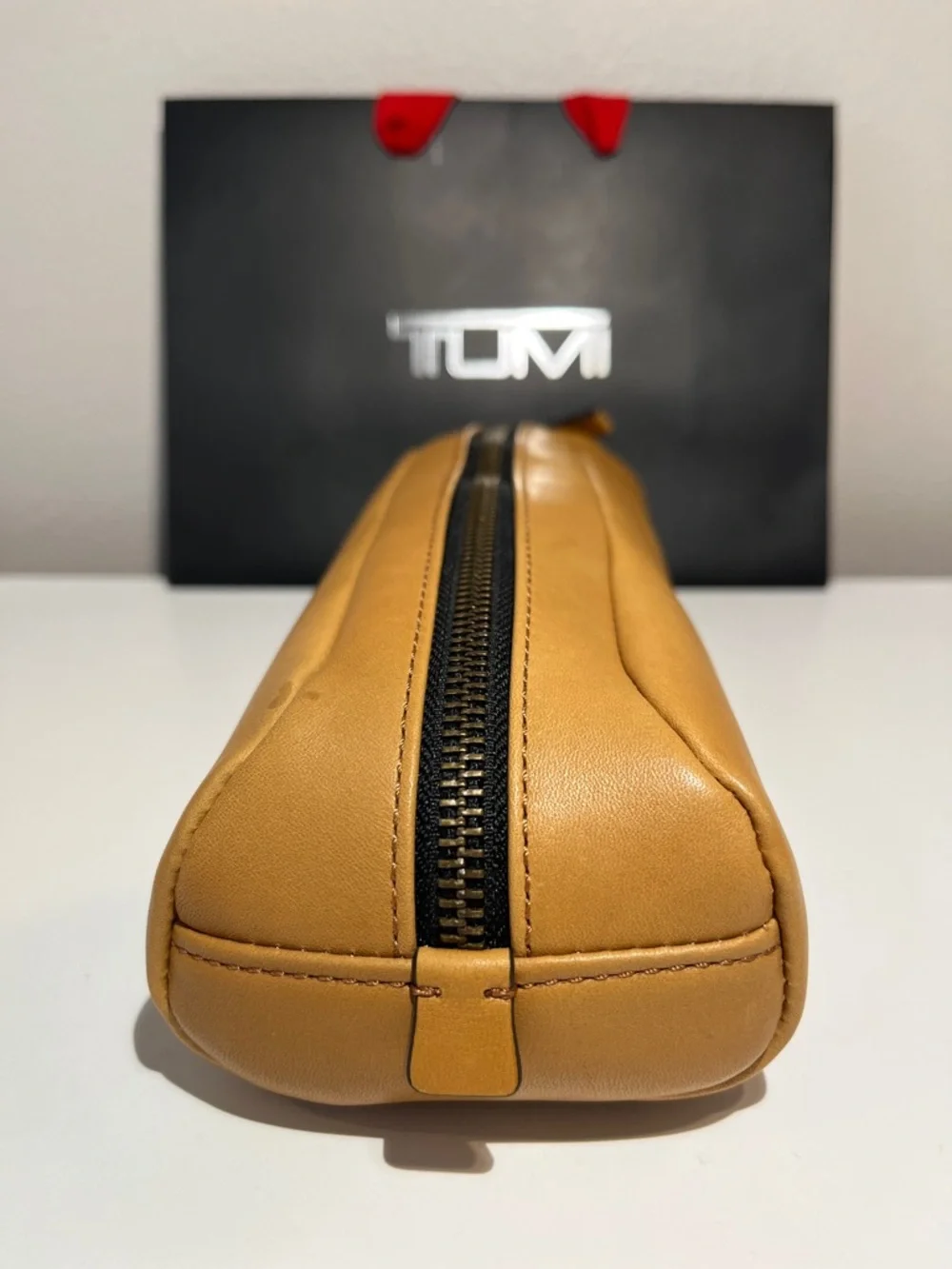 TUMI 40th Anniversary 1975 Leather Collection: Pencil Case / Cord & Tech Pouch